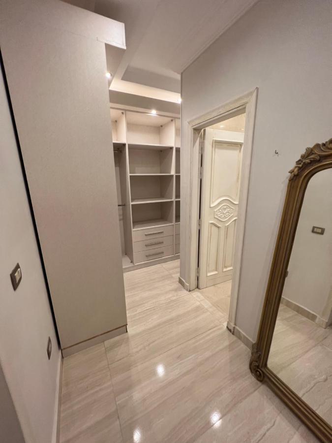 Apartment New Brand New جديدة أول استخدام