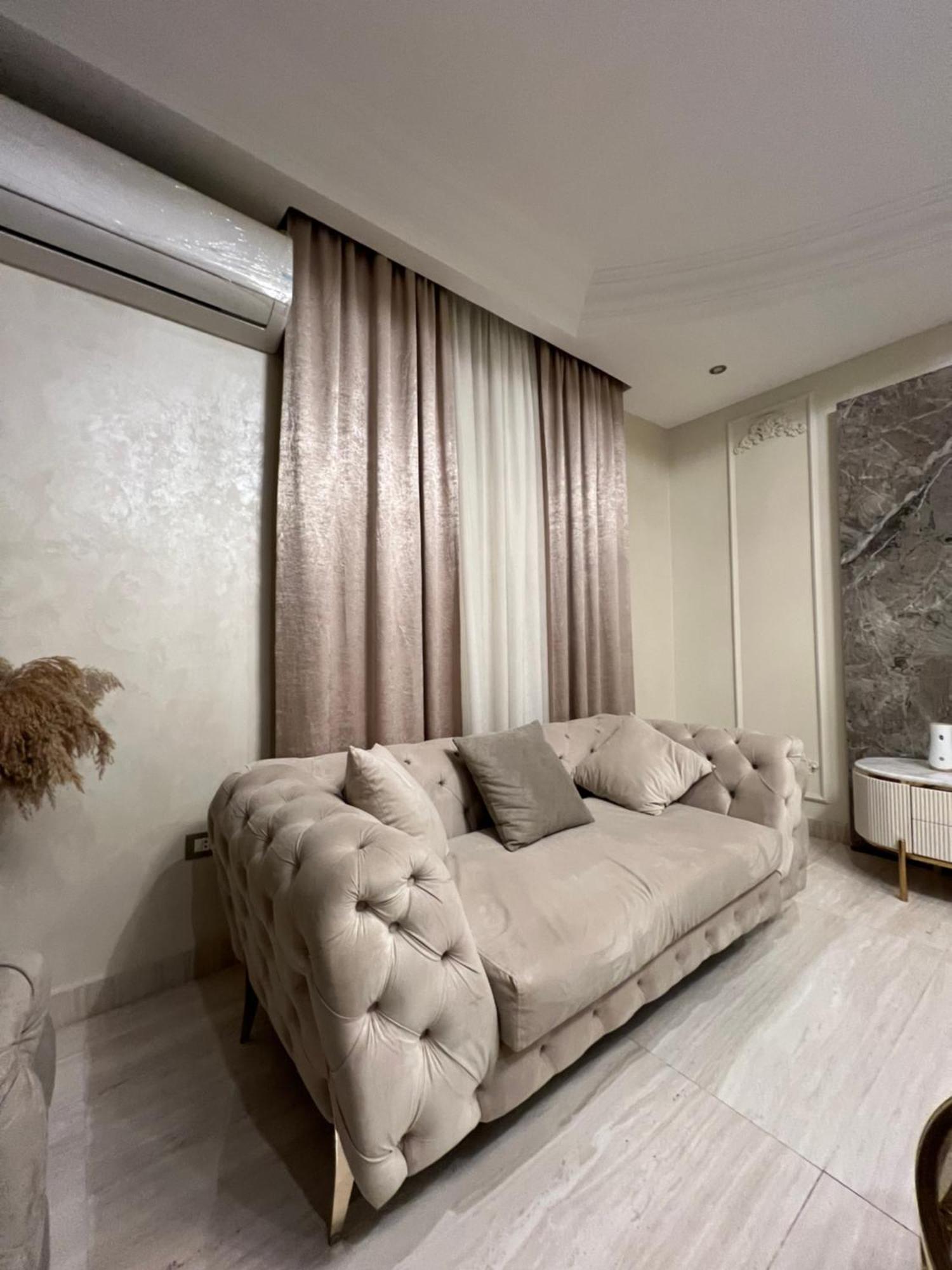 New Brand New جديدة أول استخدام Apartment *